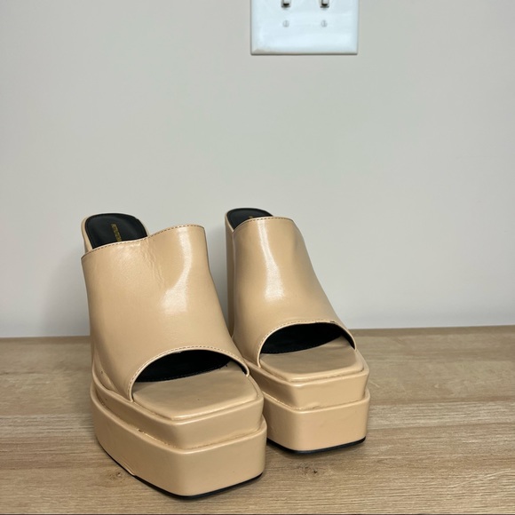 PLT CHUNKY Beige Mules - Picture 7 of 8